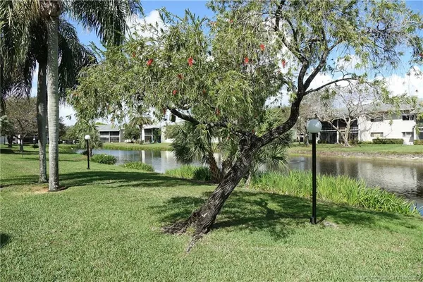 $170,000 | 3051 Southeast Aster Lane, Unit 404, Stuart, FL 34994