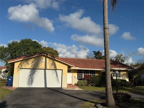 $3,800 | 3790 Northwest 78th Terrace, Coral Springs, FL 33065