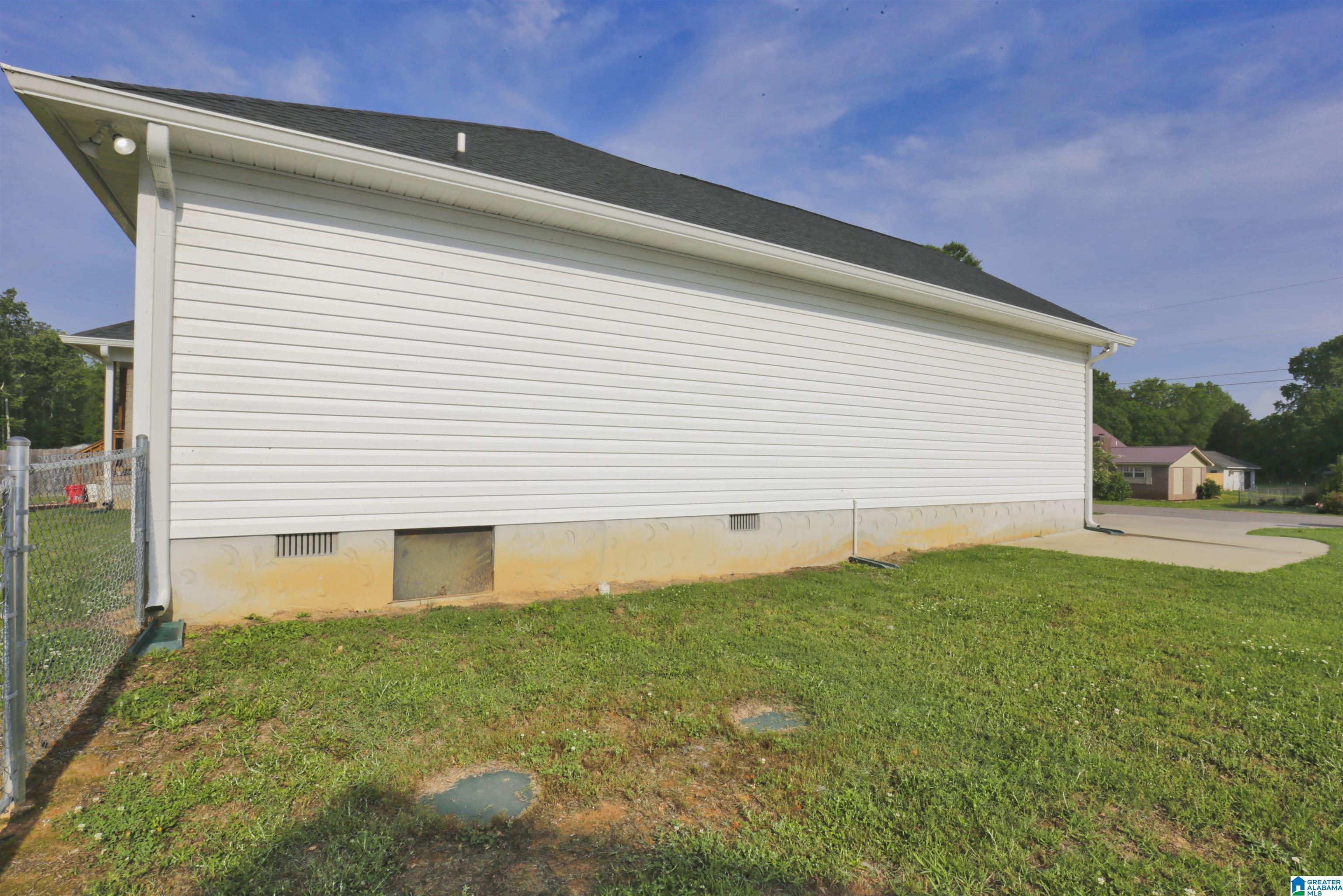2655 Reeves Street Gadsden, AL 35903 - Photo 30 of 36