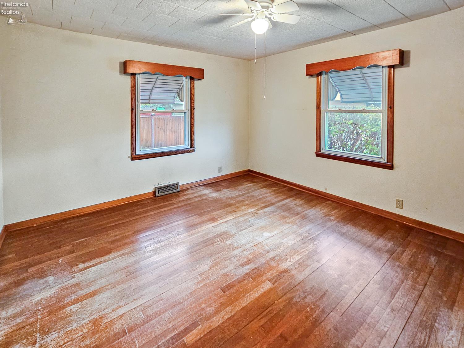 4165 Limerick Road Clyde, OH 43410 - Photo 24 of 31 Gallery Image 24