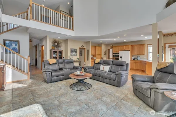 $924,990 | 2517 173rd Ave Court East, Lake Tapps, WA 98391