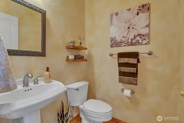 $924,990 | 2517 173rd Ave Court East, Lake Tapps, WA 98391