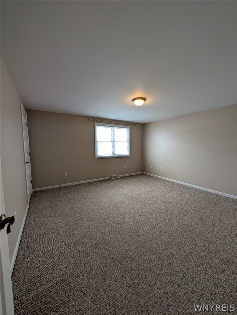 6181 Old Beattie Road Lockport Town, NY 14094 - Photo 12 of 18