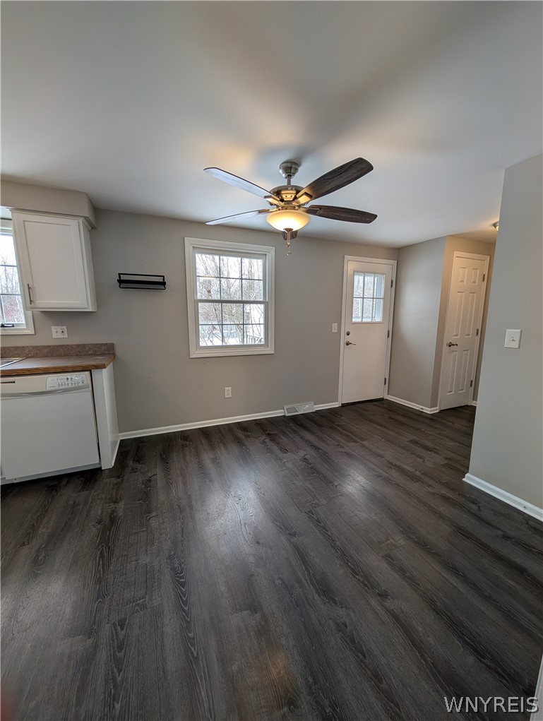 6181 Old Beattie Road Lockport Town, NY 14094 - Photo 4 of 18