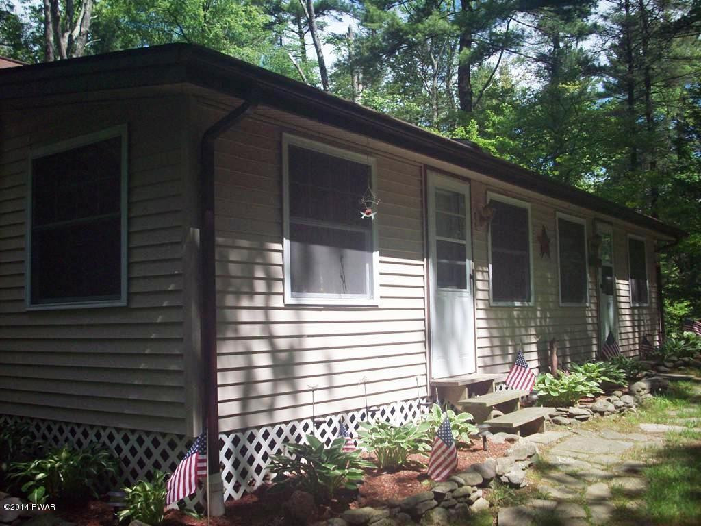 129 Old Schoolhouse Road Greentown, PA 18426 - Photo 2 of 25