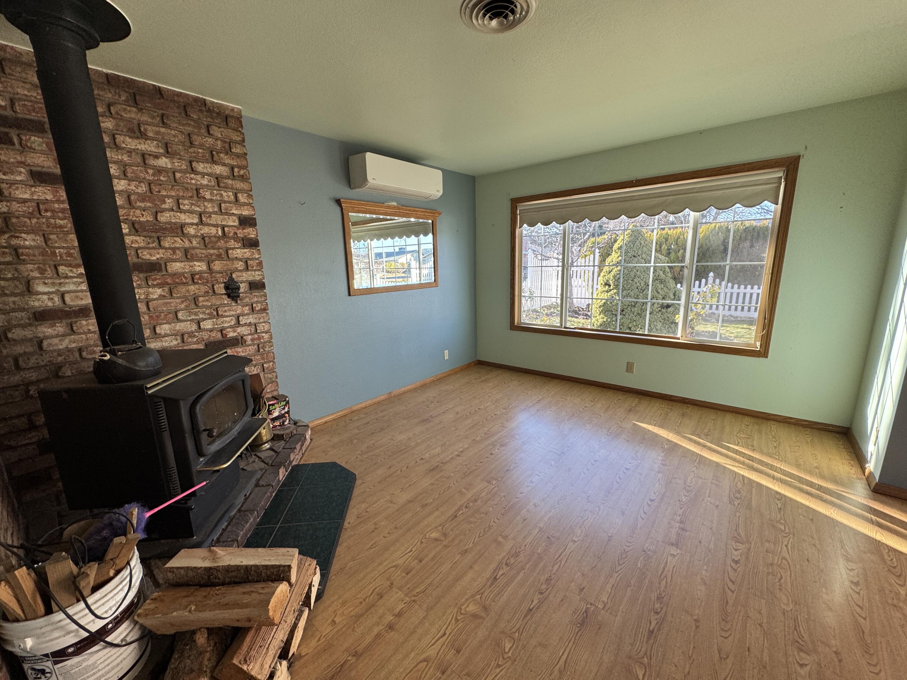 20525 Hudson Street Burney, CA 96013 - Photo 12 of 58 20260204_230541846_iOS 1