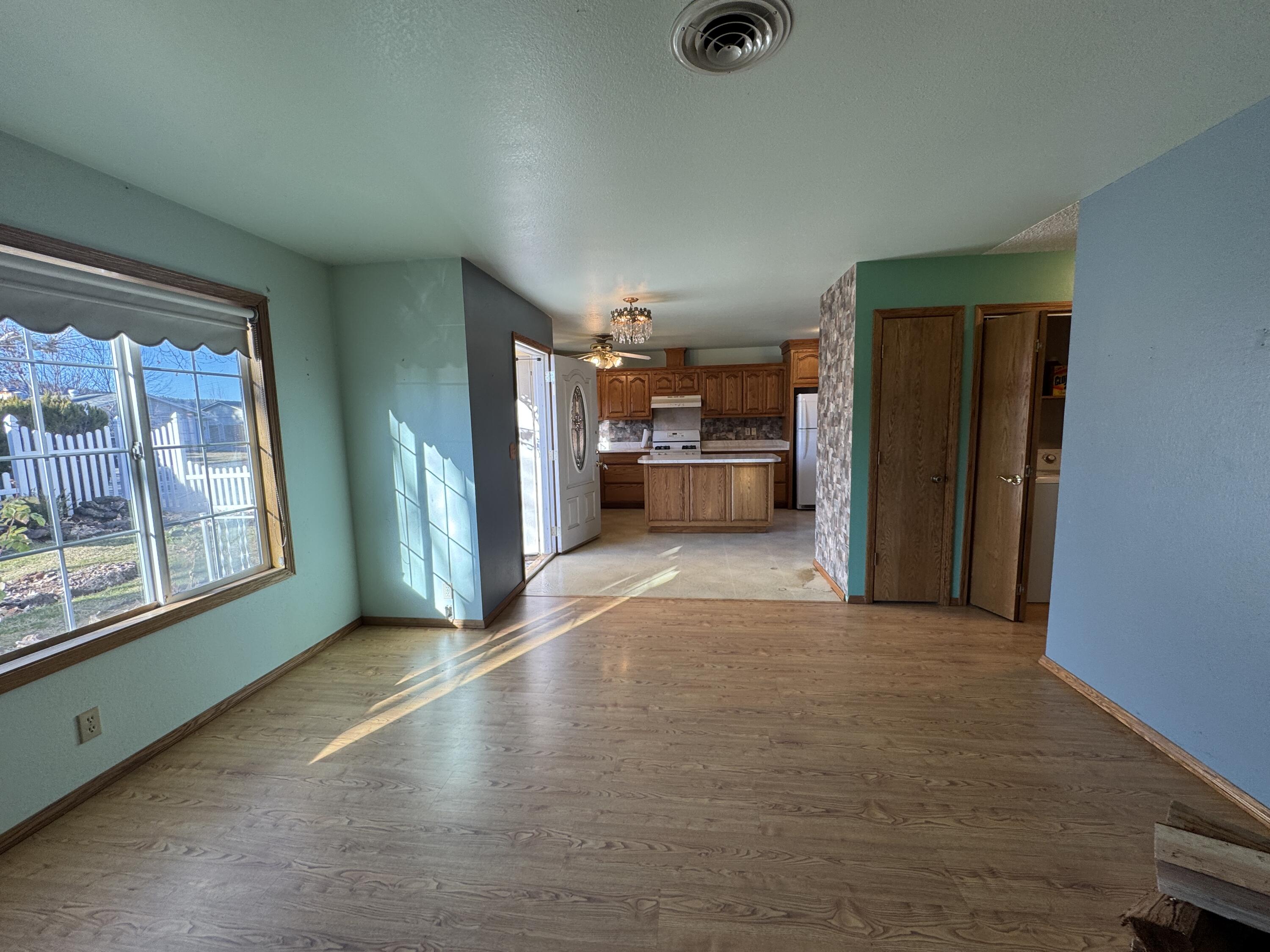 20525 Hudson Street Burney, CA 96013 - Photo 14 of 58 a view of a livingroom with furniture and windows