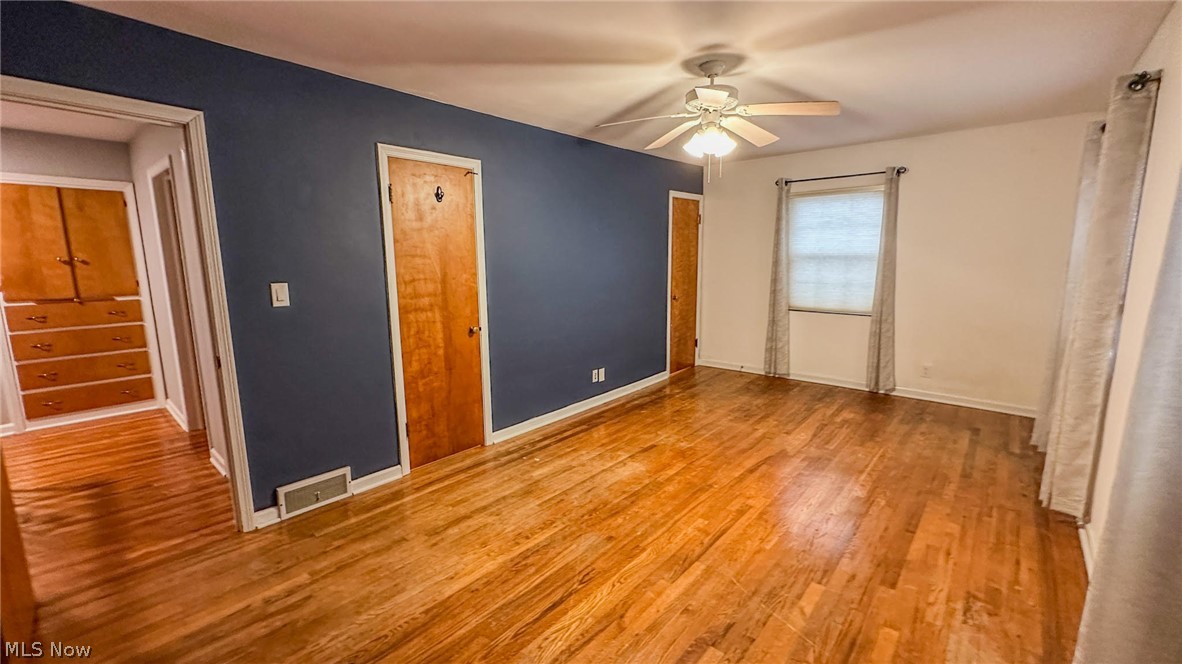 426 Dorchester Road Akron, OH 44320 - Photo 15 of 20 2nd Floor Bedroom One of Four Bedrooms