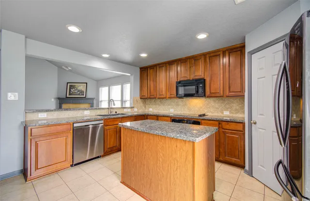 $299,900 | 1805 Foxglove Drive, La Porte, TX 77571