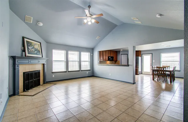 $299,900 | 1805 Foxglove Drive, La Porte, TX 77571