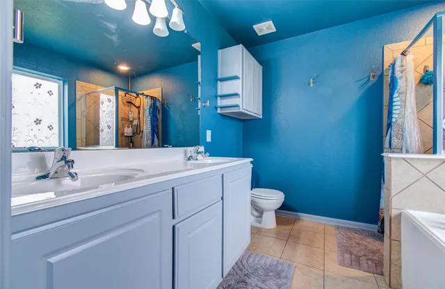 $299,900 | 1805 Foxglove Drive, La Porte, TX 77571