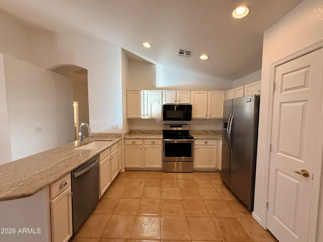 $2,195 | 6061 East Rochelle Street, Mesa, AZ 85215