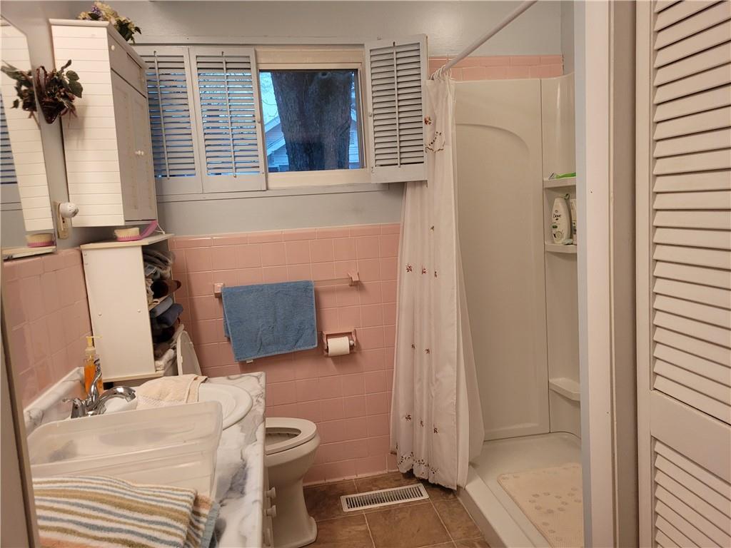 1239 Audubon Road Vincennes, IN 47591 - Photo 17 of 21 Gallery Image 17