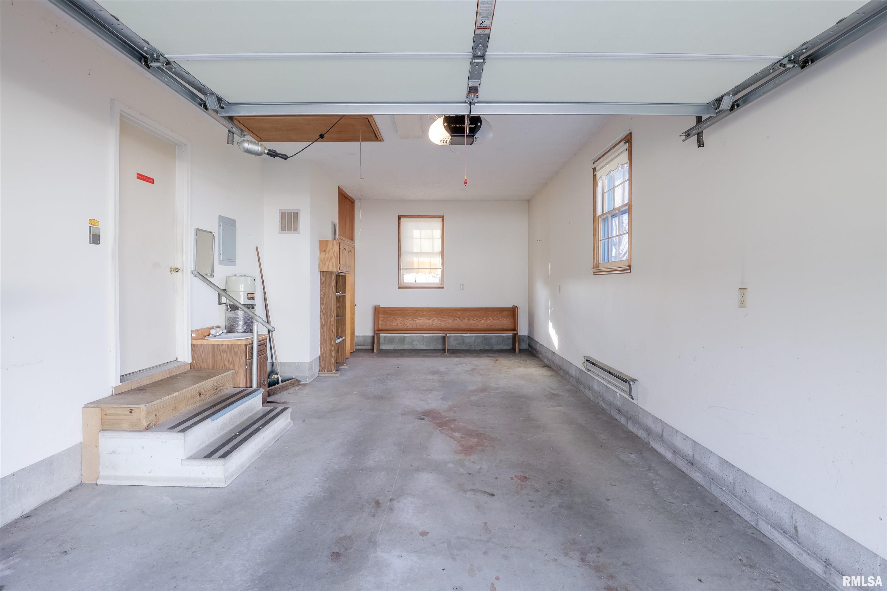 15546 Pittsburg Road Pittsburg, IL 62974 - Photo 21 of 48