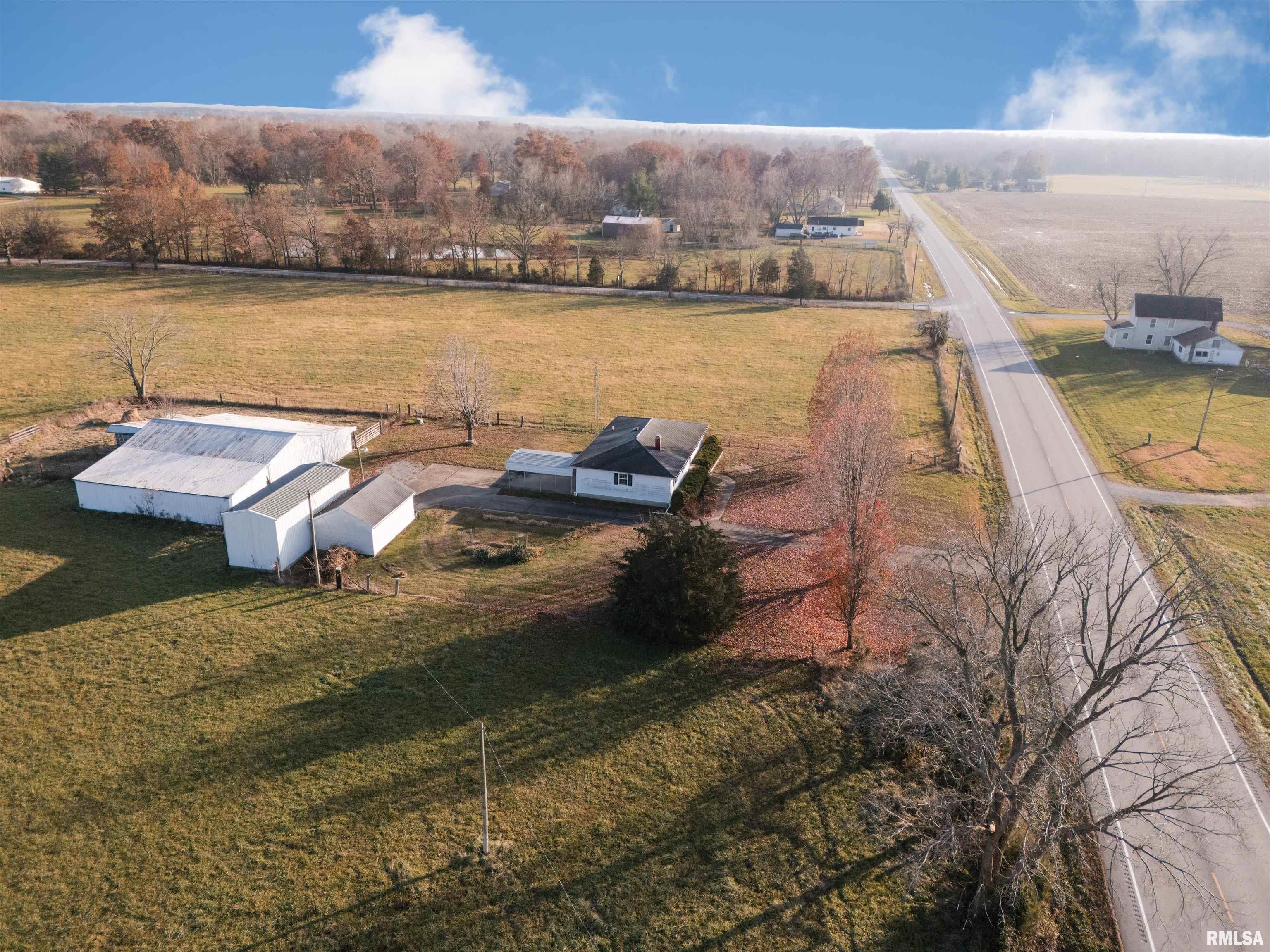 15546 Pittsburg Road Pittsburg, IL 62974 - Photo 44 of 48