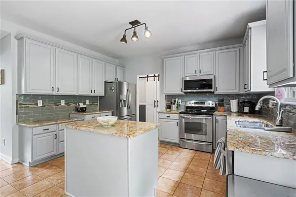 $584,999 | 3725 Roxwood Park Drive Northeast, Buford, GA 30518