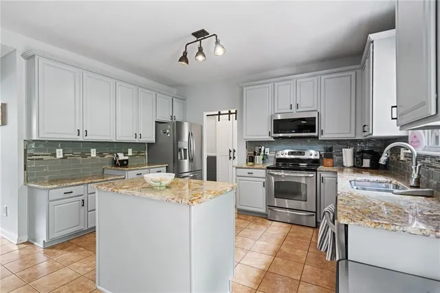 $599,999 | 3725 Roxwood Park Drive Northeast, Buford, GA 30518