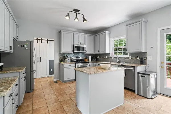 $584,999 | 3725 Roxwood Park Drive Northeast, Buford, GA 30518