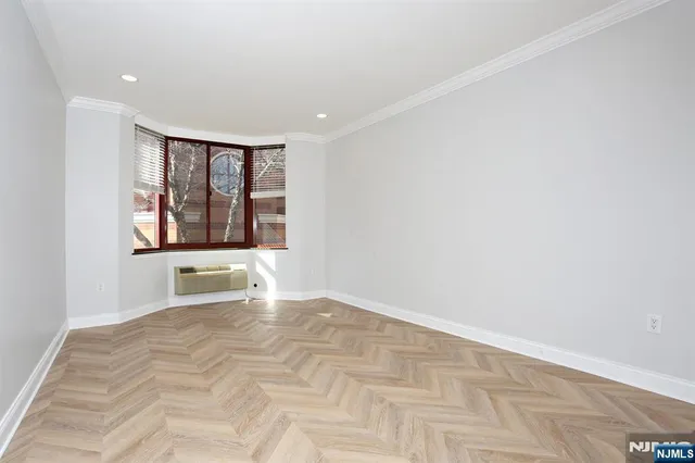 $1,090,000 | 100 Old Palisade Road, Unit PL14, Fort Lee, NJ 07024