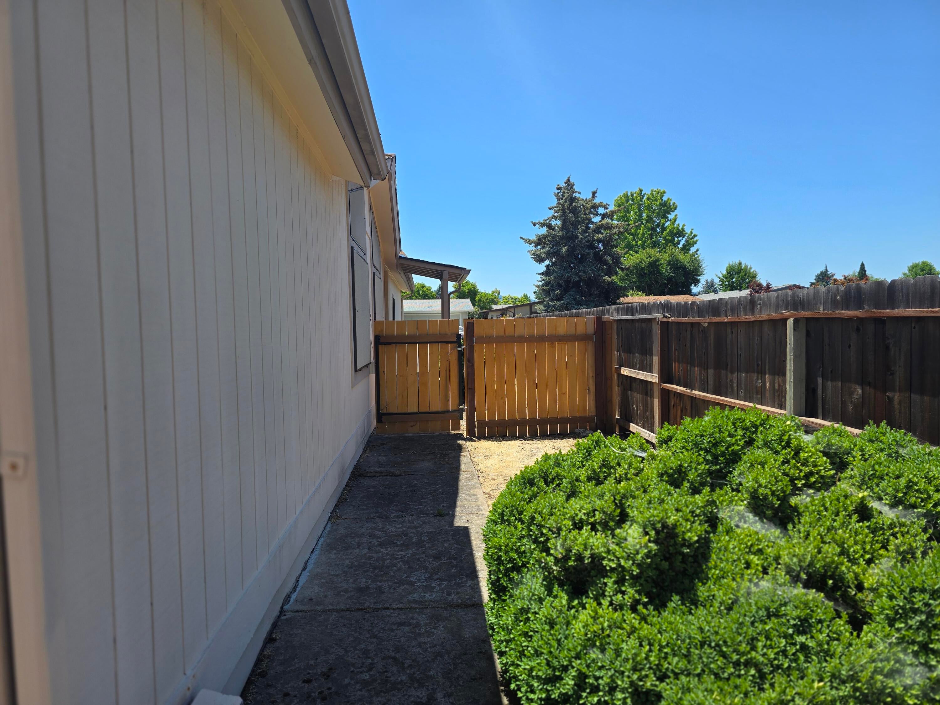 555 Freeman Road, Unit 188 Central Point, OR 97502 - Photo 25 of 26 20250617_122654
