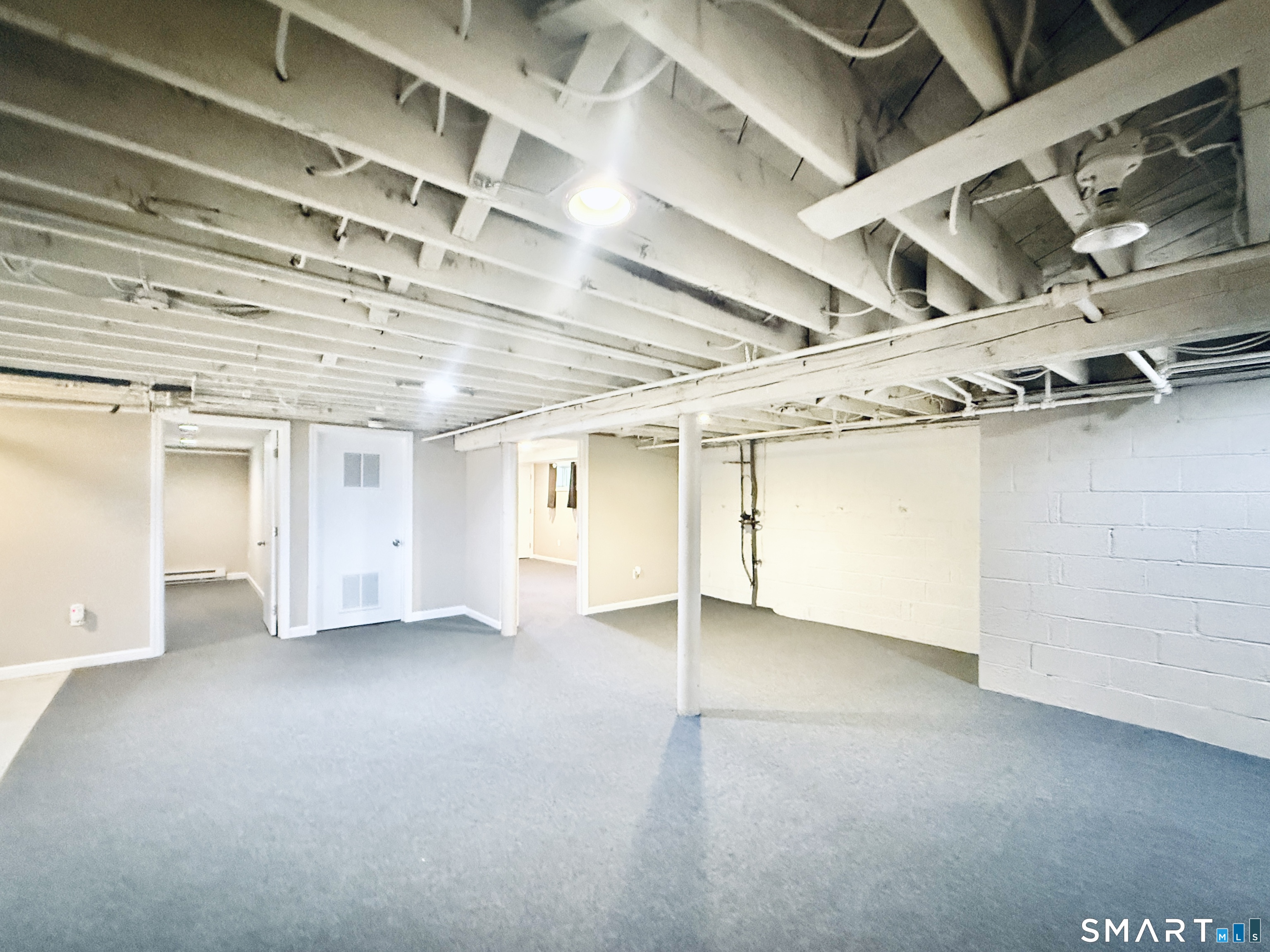 2326 Old Town Road Bridgeport, CT 06606 - Photo 21 of 33
