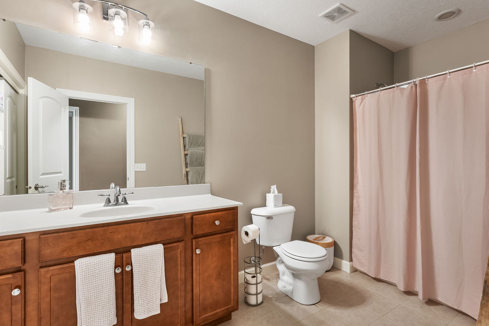 6412 Forest Road Davenport, IA 52807 - Photo 38 of 66