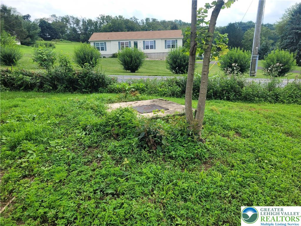 3489 West Walker Road Walnutport, PA 18088 - Photo 10 of 11 Gallery Image 10