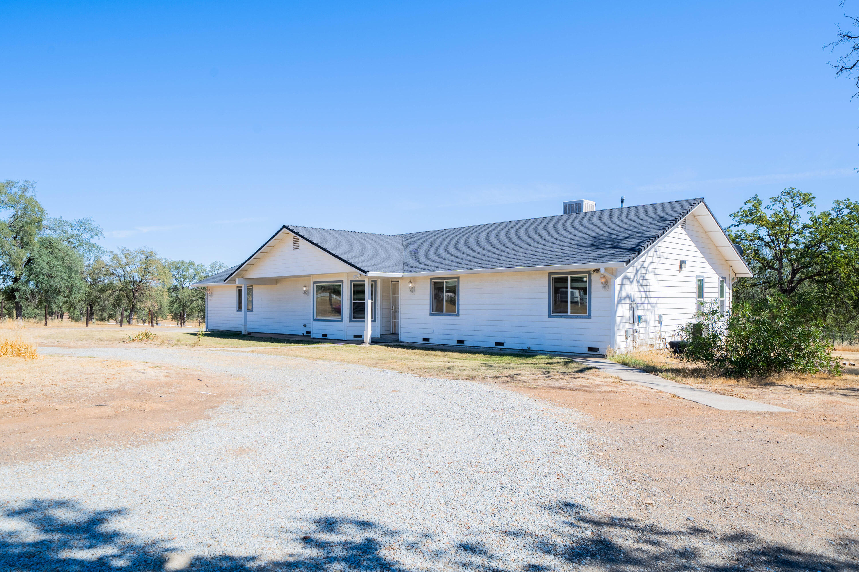 9449 Stillwater Road Redding, CA 96003 - Photo 31 of 34 HARRISONM-31
