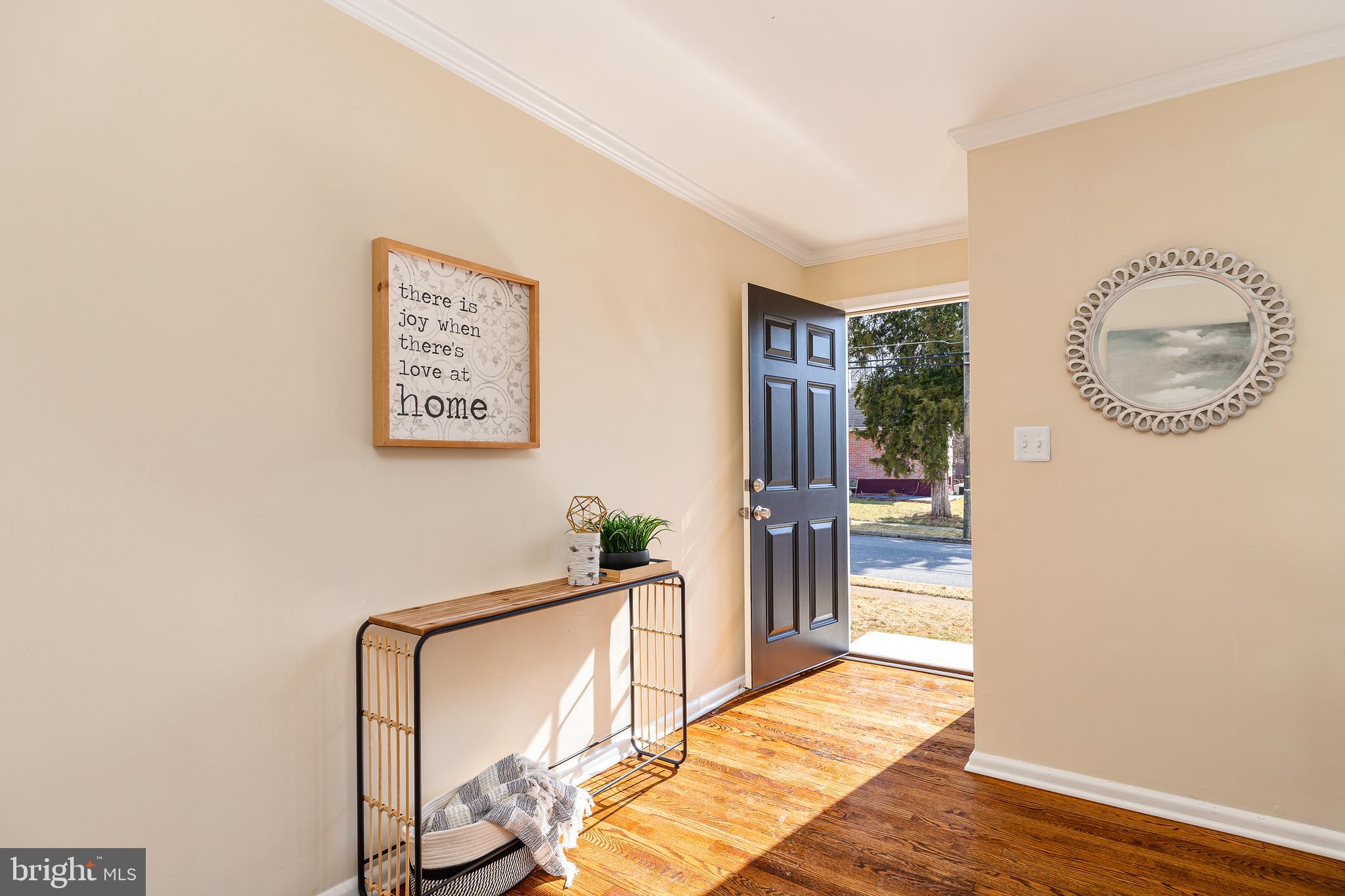 1301 Sudvale Road Baltimore, MD 21208 - Photo 7 of 37 Gallery Image 7