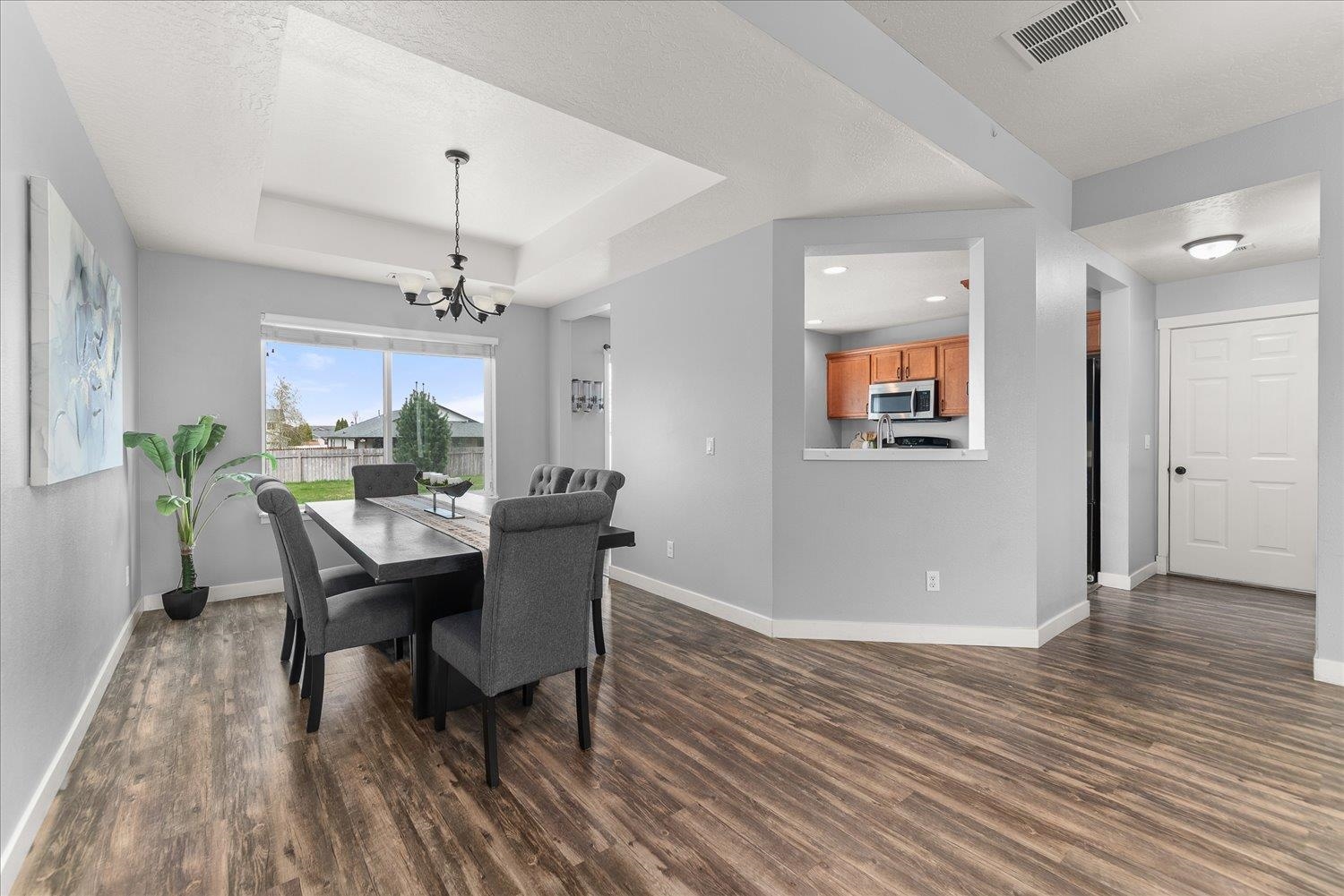 9726 West January Drive Cheney, WA 99004 - Photo 11 of 38