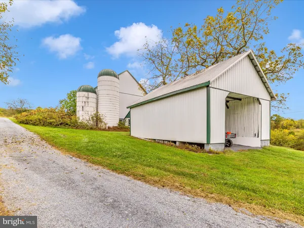 $1,950,000 | 10543 Woodsboro Road, Woodsboro, MD 21798