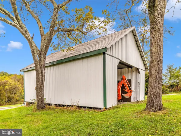 $1,950,000 | 10543 Woodsboro Road, Woodsboro, MD 21798