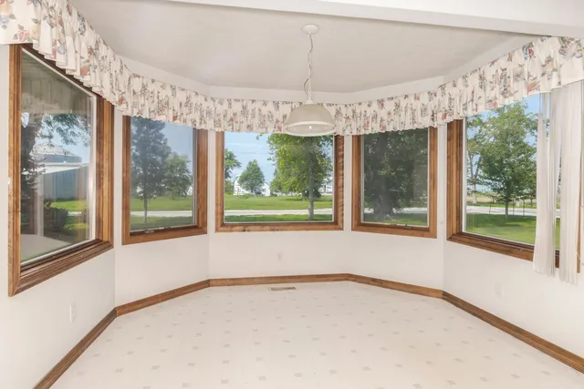 $170,000 | 13163 North 2760 East Road, Forrest, IL 61741