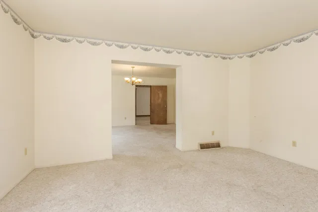 $170,000 | 13163 North 2760 East Road, Forrest, IL 61741