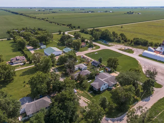 $170,000 | 13163 North 2760 East Road, Forrest, IL 61741