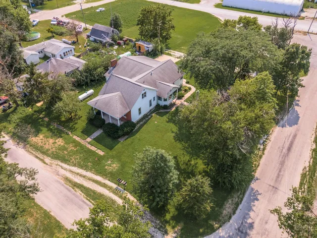 $170,000 | 13163 North 2760 East Road, Forrest, IL 61741