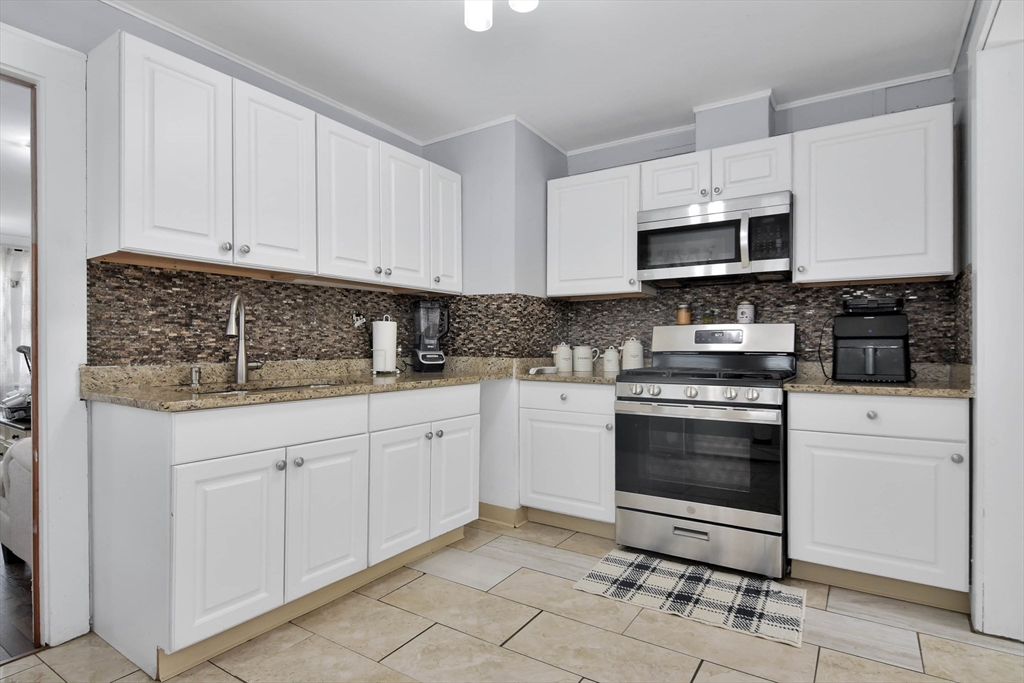 4 Katherine Street Lawrence, MA 01841 - Photo 3 of 31 Gallery Image 3