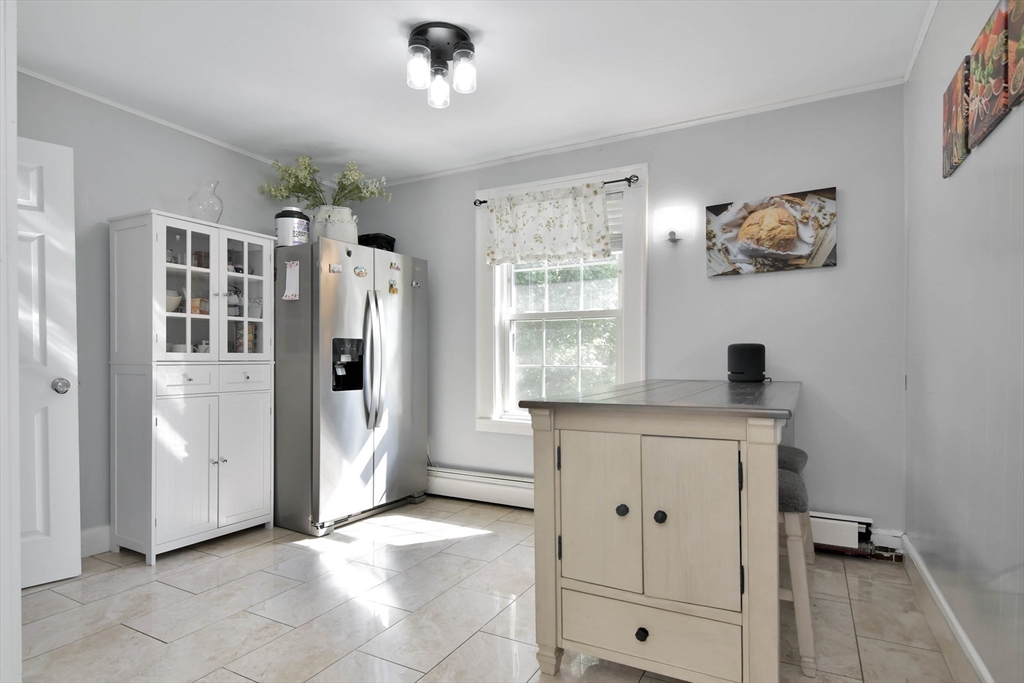 4 Katherine Street Lawrence, MA 01841 - Photo 4 of 31 Gallery Image 4
