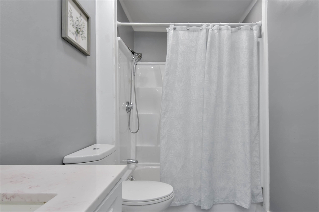 4 Katherine Street Lawrence, MA 01841 - Photo 7 of 31 Gallery Image 7