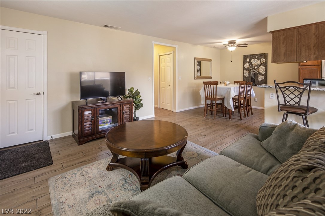 7300 West Pirates Cove Road, Unit 1038 Las Vegas, NV 89145 - Photo 3 of 27