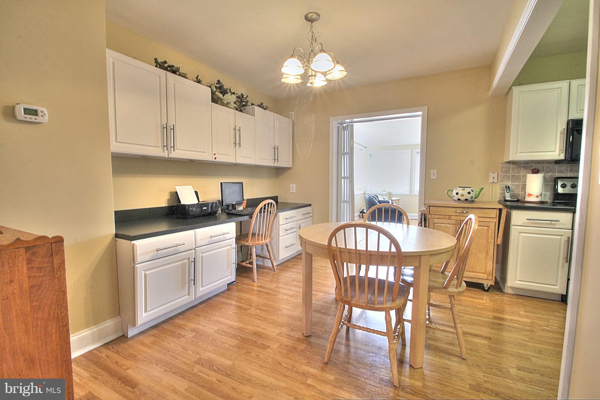 7833 Charlesmont Road Baltimore, MD 21222 - Photo 4 of 26 Kitchen