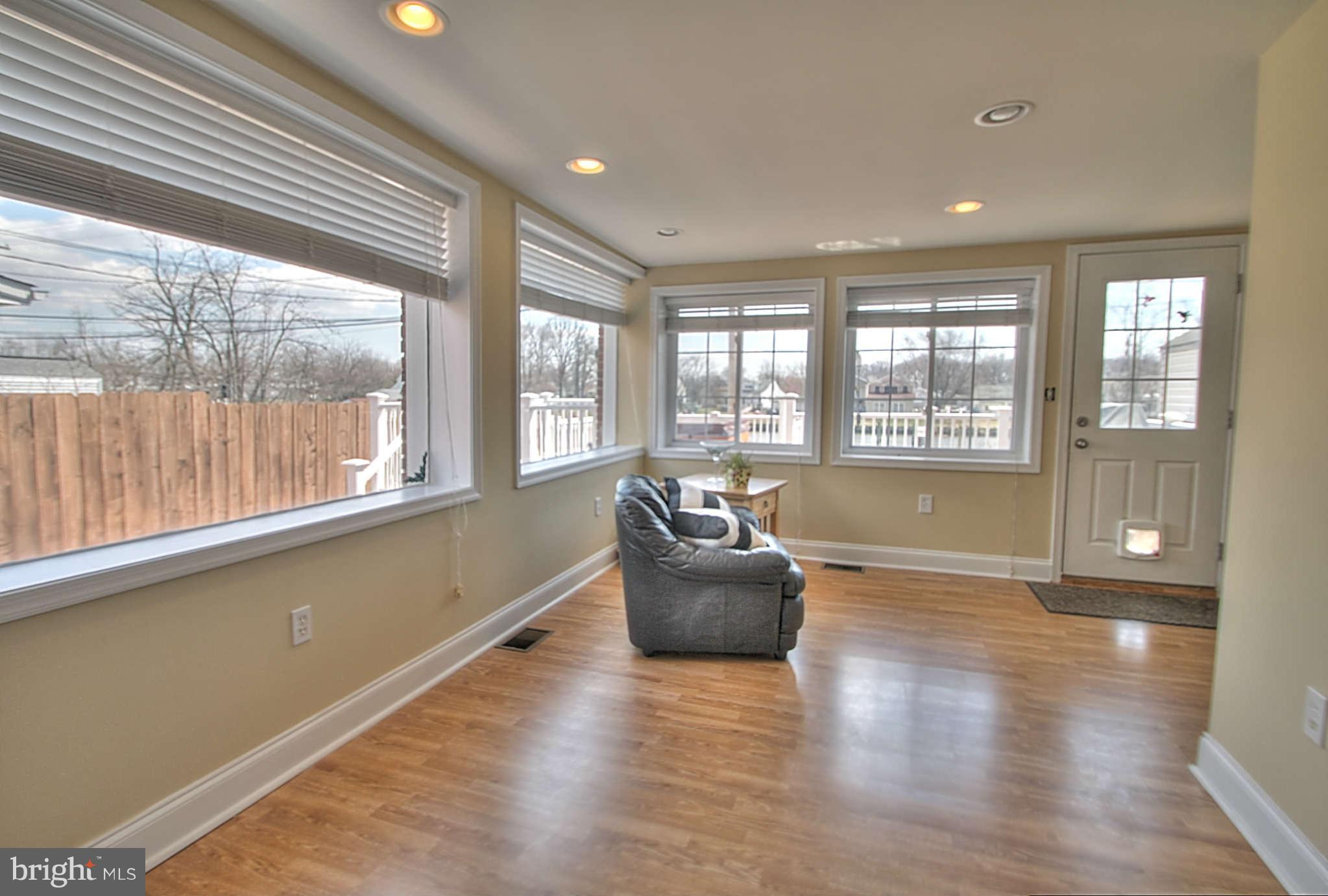 7833 Charlesmont Road Baltimore, MD 21222 - Photo 8 of 26 Family Room