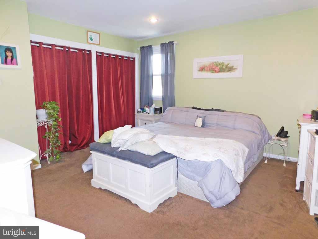 9727 Portis Road Philadelphia, PA 19115 - Photo 21 of 37