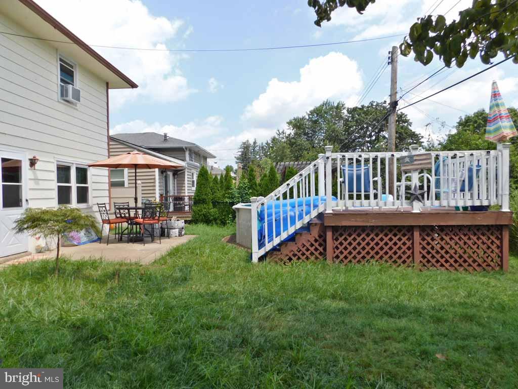 9727 Portis Road Philadelphia, PA 19115 - Photo 31 of 37