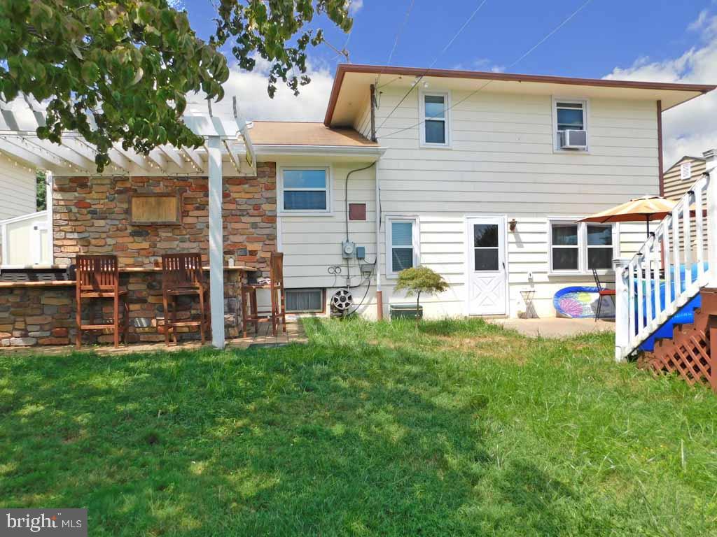 9727 Portis Road Philadelphia, PA 19115 - Photo 36 of 37