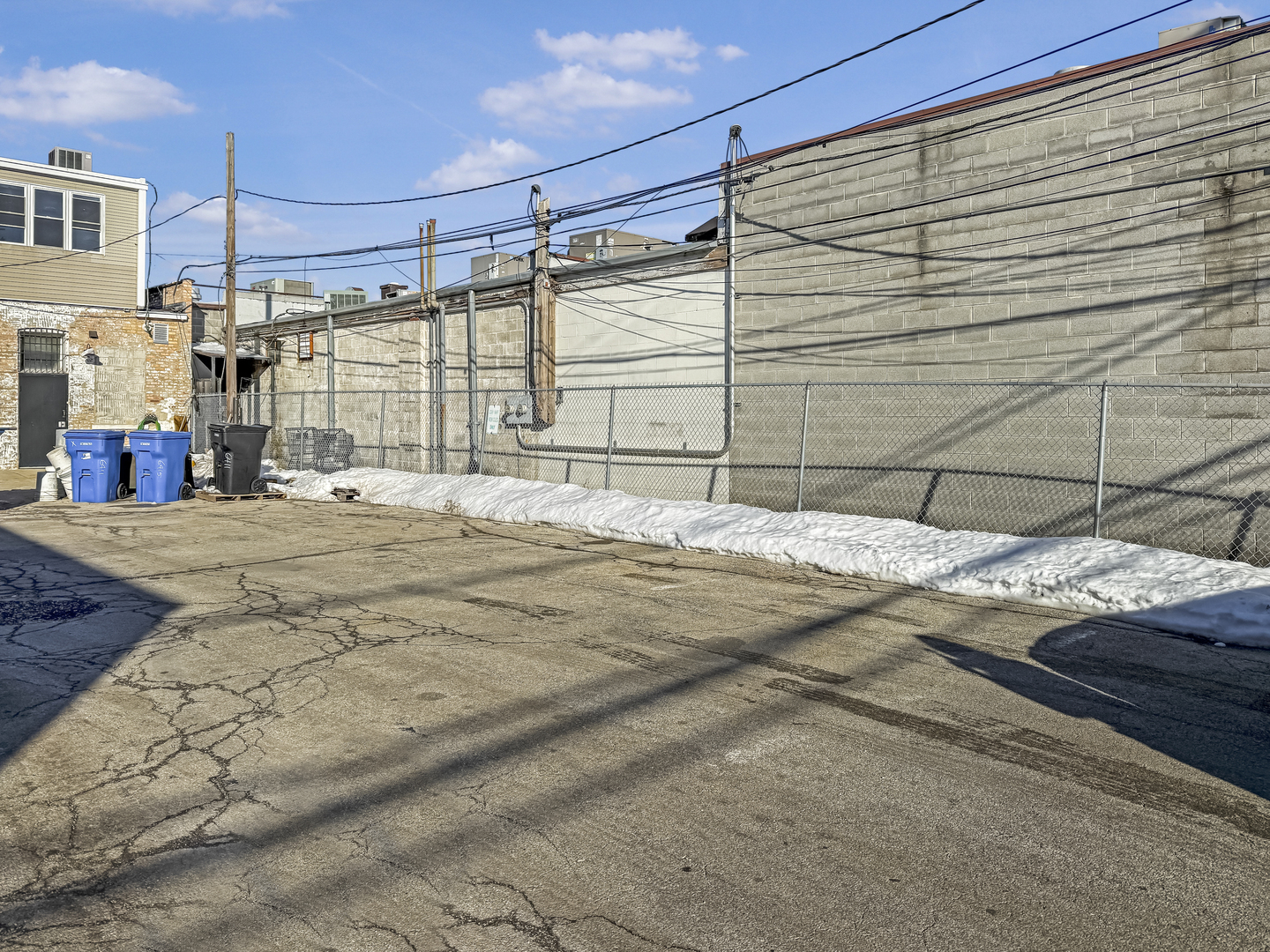6415 West Irving Park Road, Unit 2N Chicago, IL 60634 - Photo 14 of 16 a view of a backyard of a house