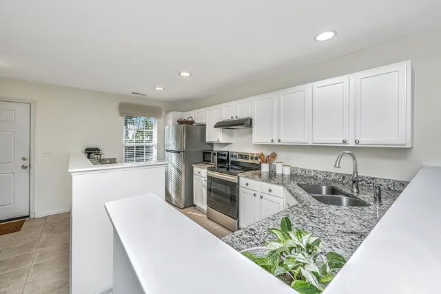 $290,000 | 169 Darcy Avenue, Goose Creek, SC 29445