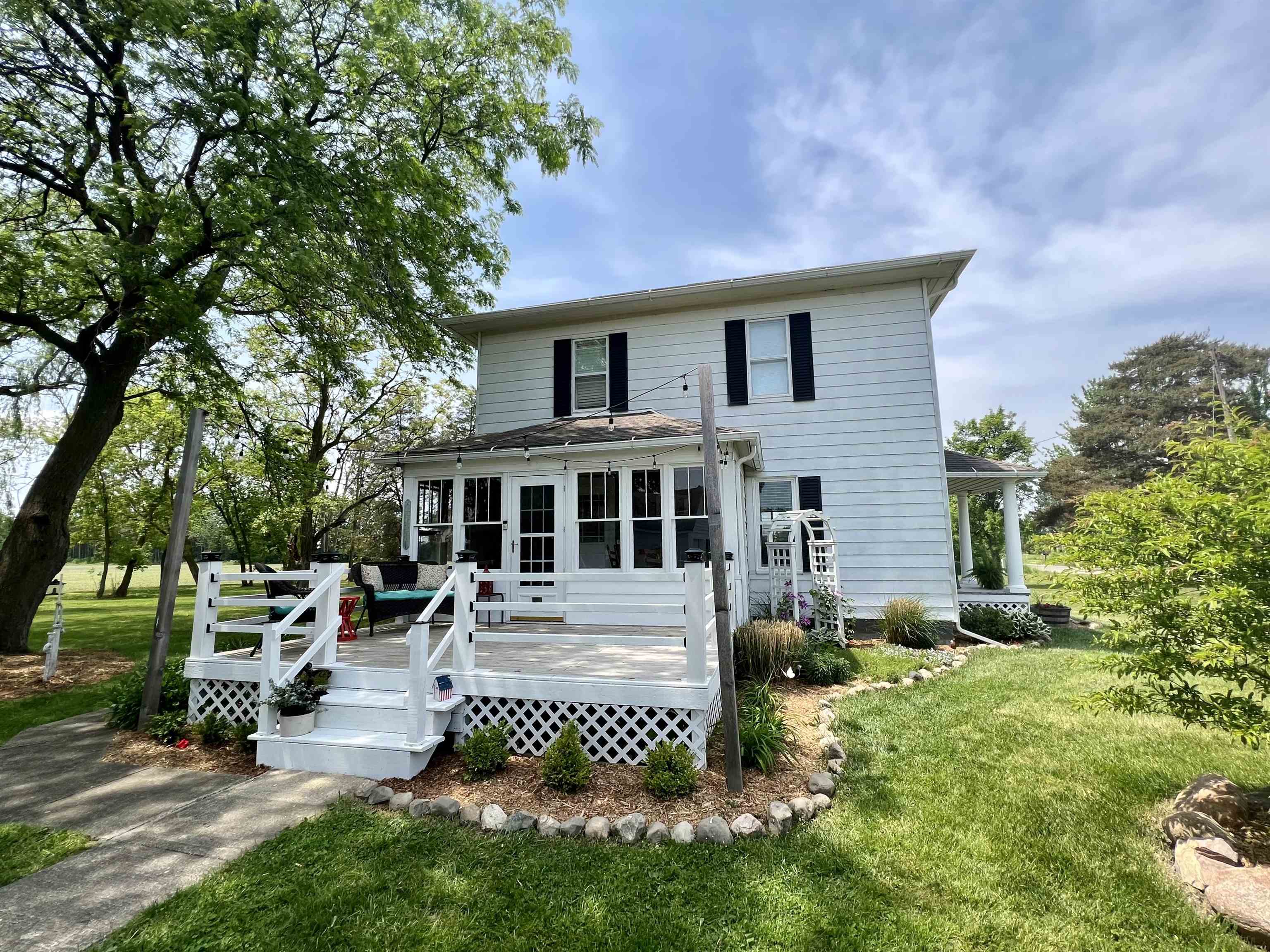 8473 Calkins Road Flint, MI 48532 - Photo 2 of 53