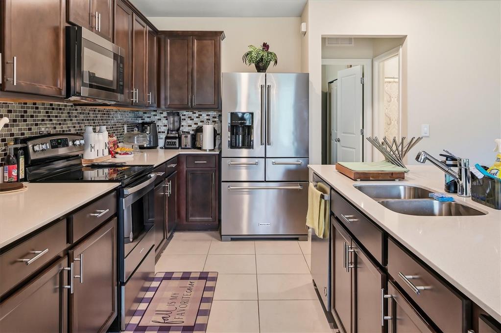 30575 Gilbern Road Wesley Chapel, FL 33545 - Photo 19 of 54 Gallery Image 19