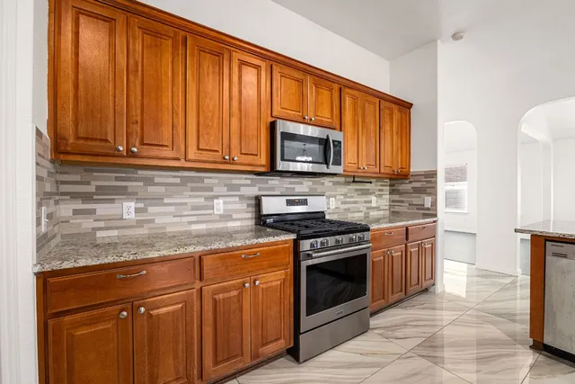 $395,000 | 2816 Pedernales Falls Drive, Pflugerville, TX 78660